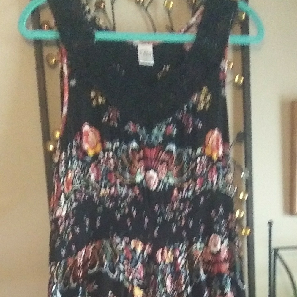 Bila Sleeveless Maxi Dress